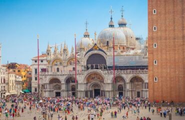 20240723112124-venezia-in-estate-piazza-san-marco