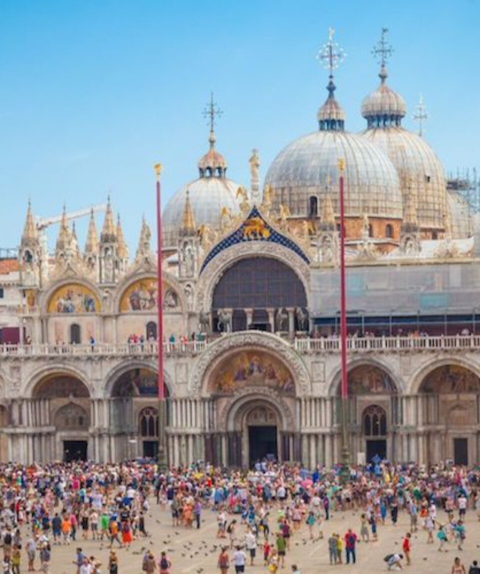 20240723112124-venezia-in-estate-piazza-san-marco