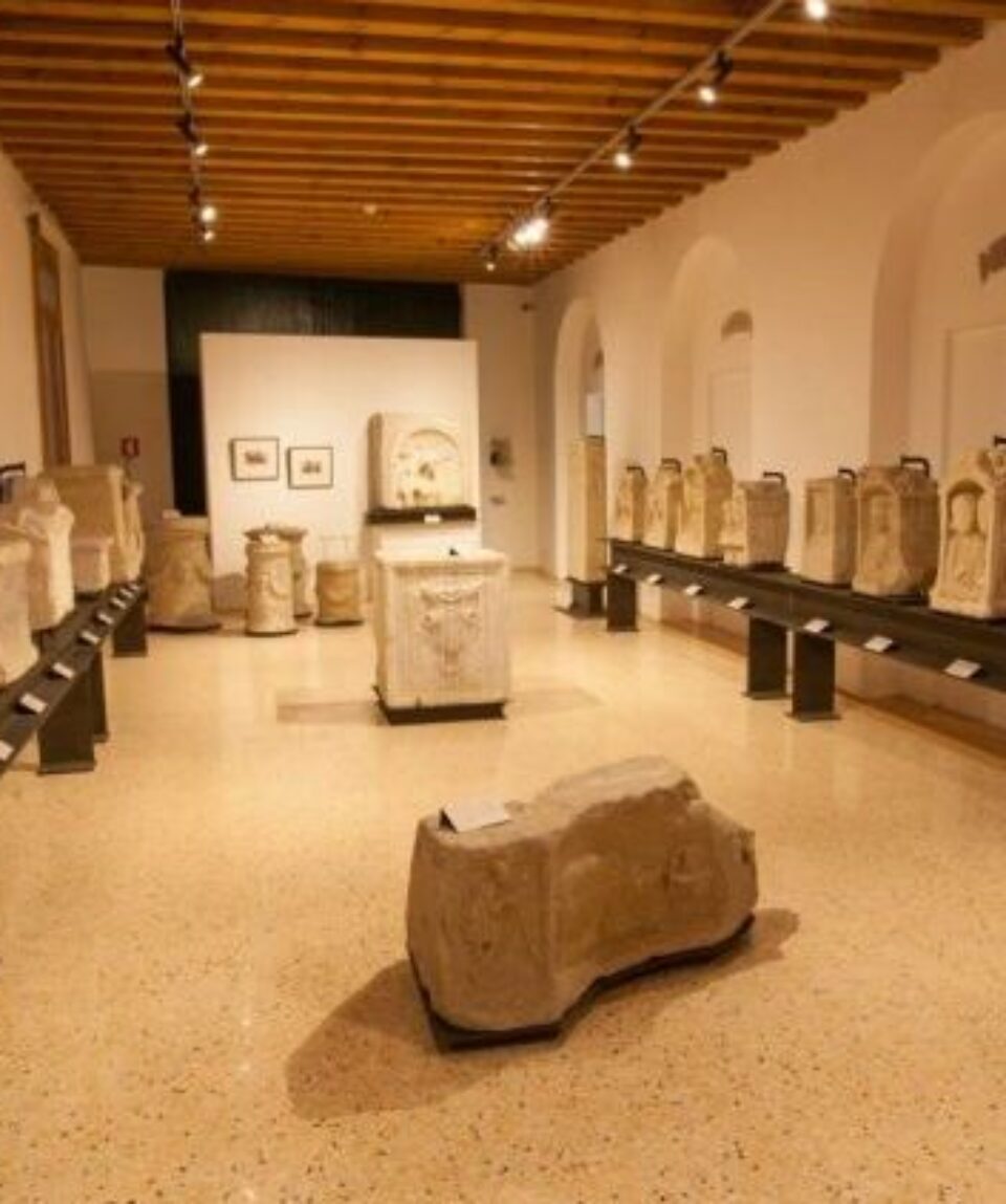 Museo-archeologico-piano-terra-sala-4-uai-1440x960-800x423