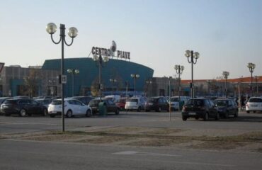 SDC10254_scheda_centro_commerciale_giant-550x413