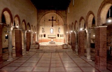 interno-cattedrale-caorle