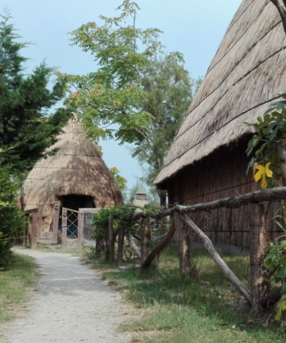 isola-dei-pescatori-casoni-caorle-1024x576